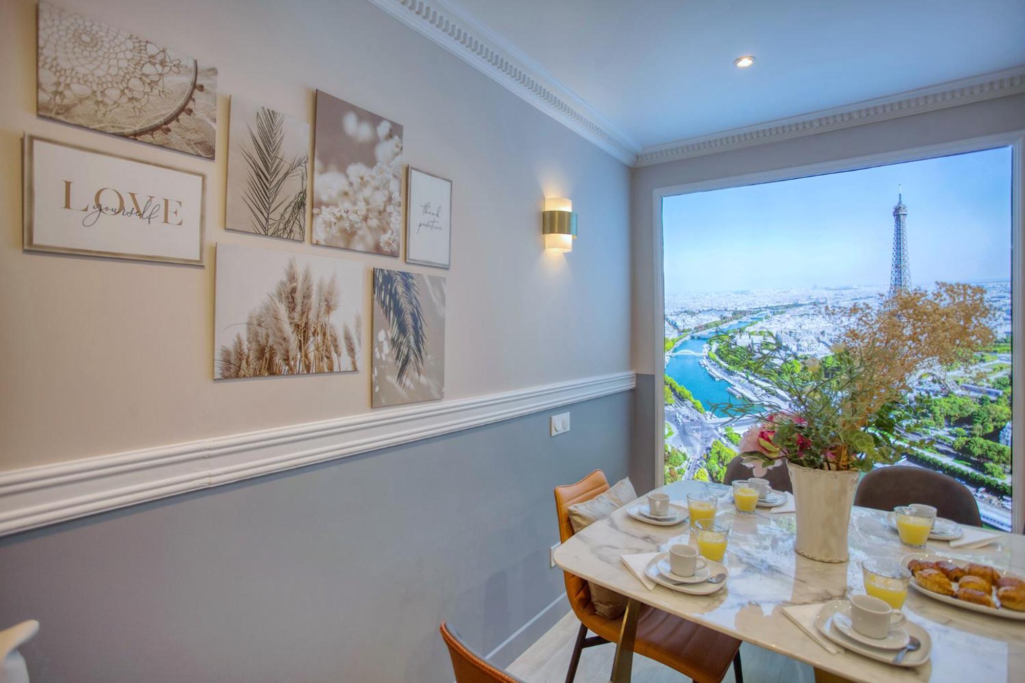 Appartement Elegant Triplex In - Ideal For 10 - Aircon *